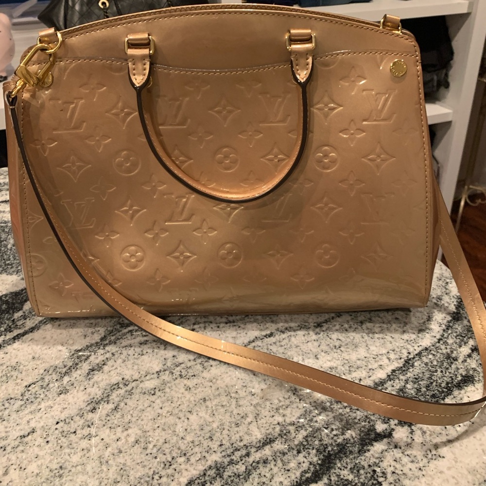 LOUIS VUITTON
Mordore Monogram Vernis Brea MM Bag